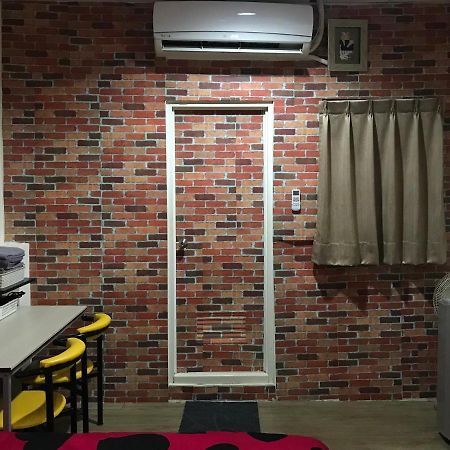 Apartamento Mickey House-Fuxing Taichung Exterior foto