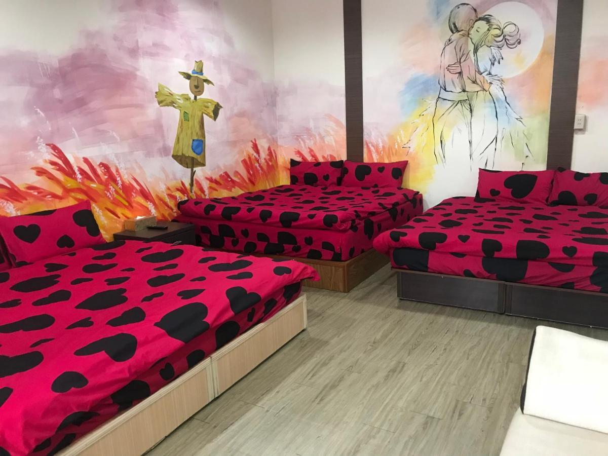 Apartamento Mickey House-Fuxing Taichung Exterior foto