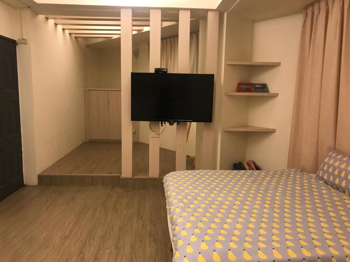 Apartamento Mickey House-Fuxing Taichung Exterior foto